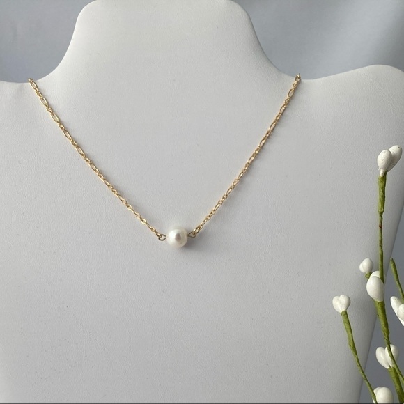 WHITE Freshwater Cultured Pearl Gold Necklace - Picture 1 of 8